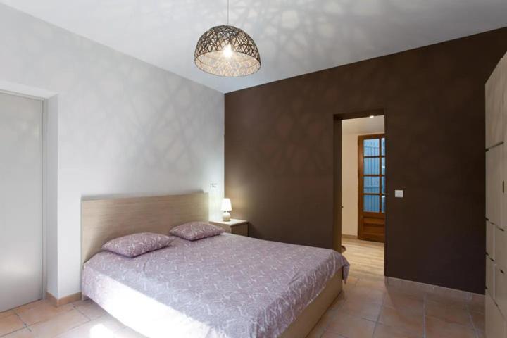 La Lezardiere Chez Hugues Saint-Rémy-de-Provence Exteriör bild